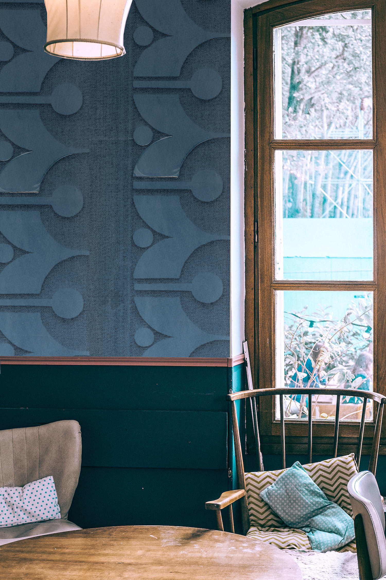Heritage brands: Hornsea's designs influenced this wallpaper by Deborah Bowness for Heirloom - Effect Magazine