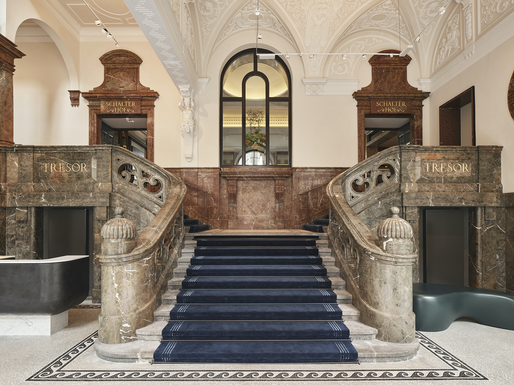 The entrance to Rosewood Munich is in the former headquarters of the State Bank of Bavaria, interior designed by Tara Bernerd – Effect Magazine - Effetto